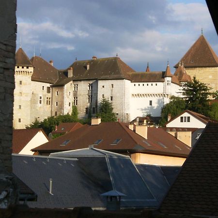 Au Calme En Vieille Ville - Proche Lac - Ambiance Esprit Brocante Annecy Exterior photo